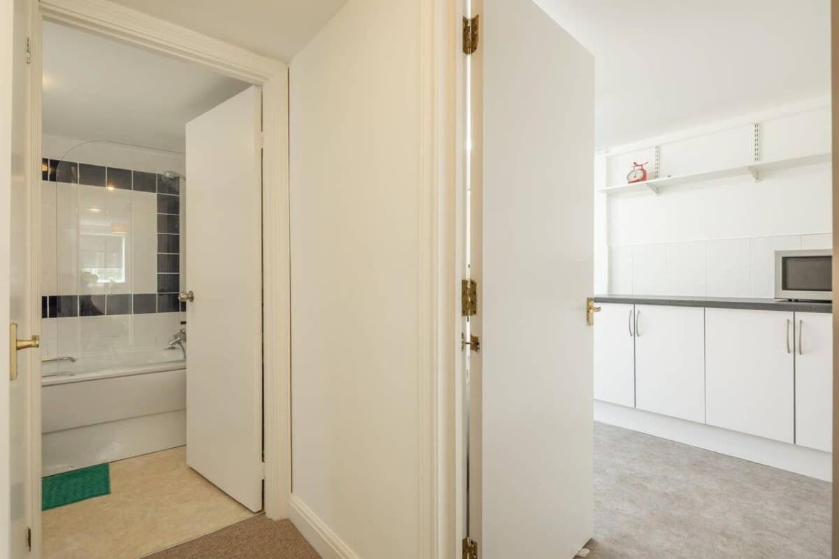 Spacious 3 Bedroom Flat In Heart Of City Centre Cambridge  Extérieur photo