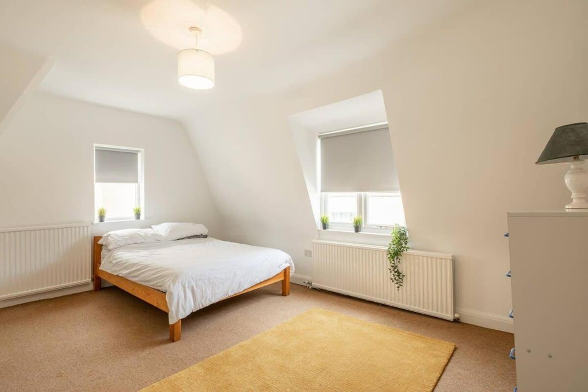 Spacious 3 Bedroom Flat In Heart Of City Centre Cambridge  Extérieur photo